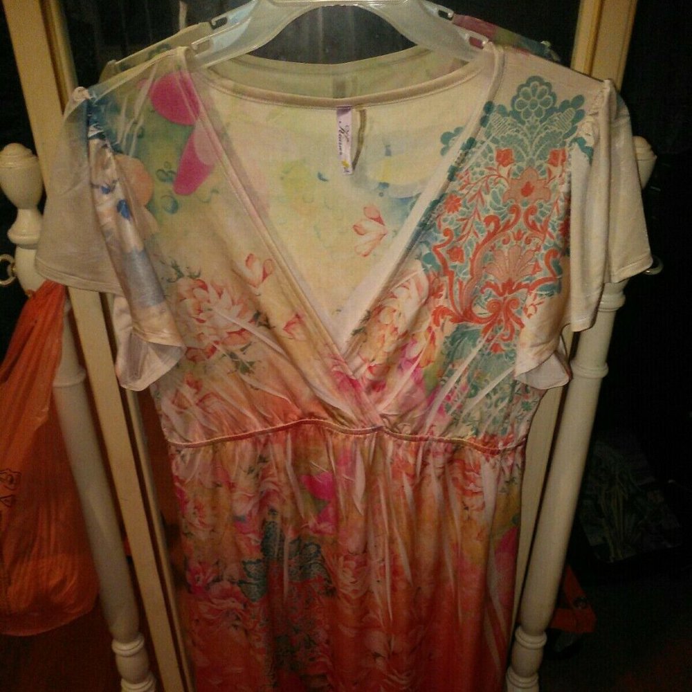NWOT Kiara Maxi Style Dress SZ XL